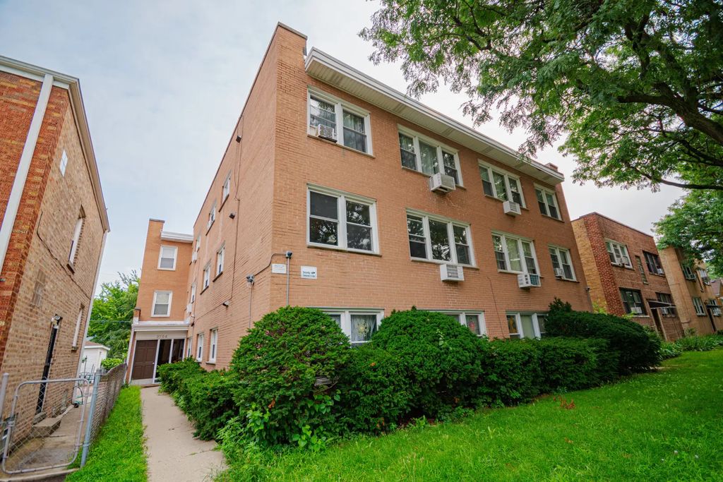 2724 W Berwyn Avenue 2b, Chicago, 60625