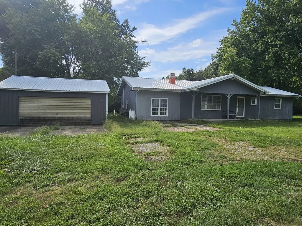 9429 N Depot Street, Opdyke