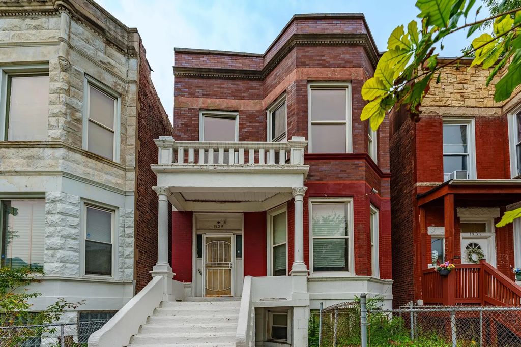 1529 S Homan Avenue 2, Chicago