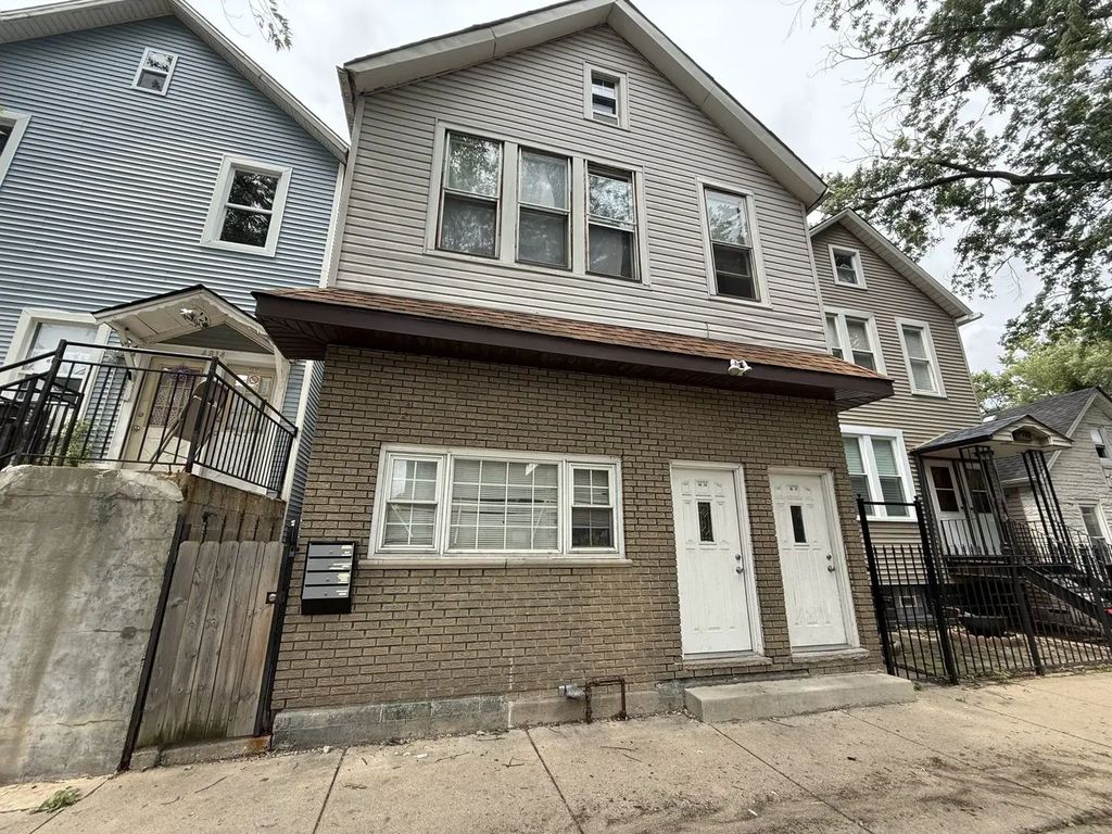 4812 S Elizabeth Street 1f, Chicago