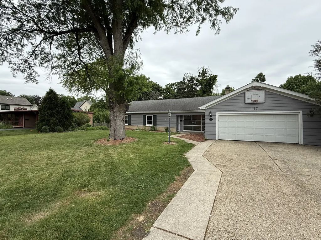 117 E Elm Street, Wheaton