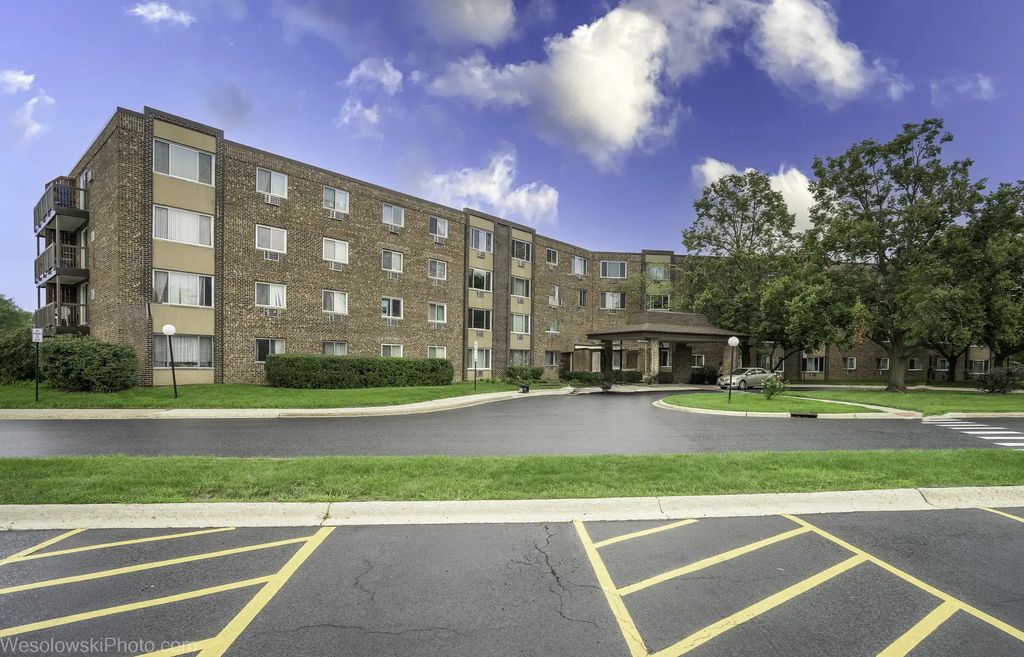 1375 Rebecca Drive 408, Hoffman Estates