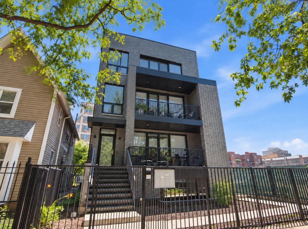 5039 N Winthrop Avenue 2f, Chicago