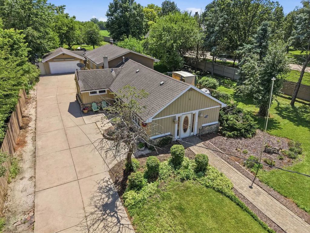 19709 W Schweitzer Road, Joliet