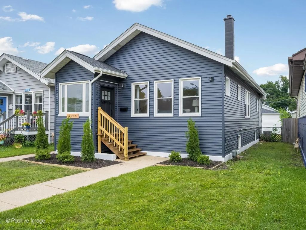 5534 W Warwick Avenue, Chicago, 60641
