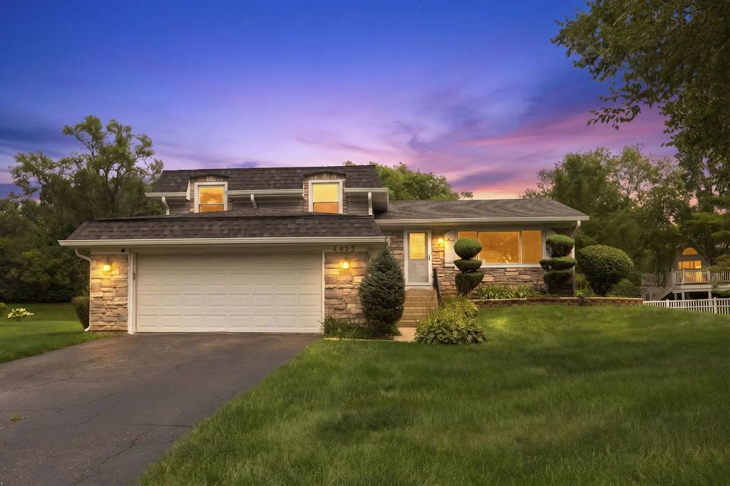 4425 Thornbark Court, Hoffman Estates
