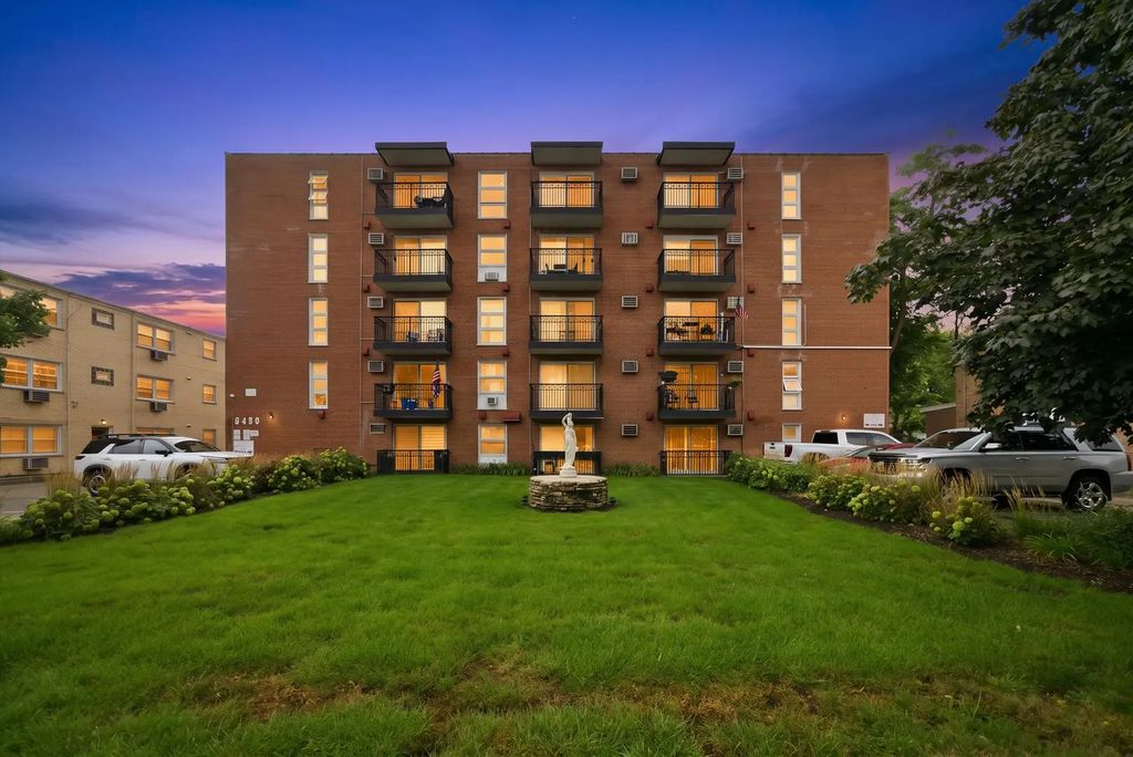 6490 N Northwest Highway 1c, Chicago
