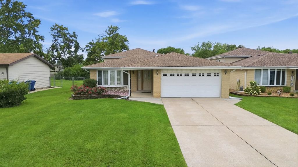11942 S Lawler Avenue, Alsip