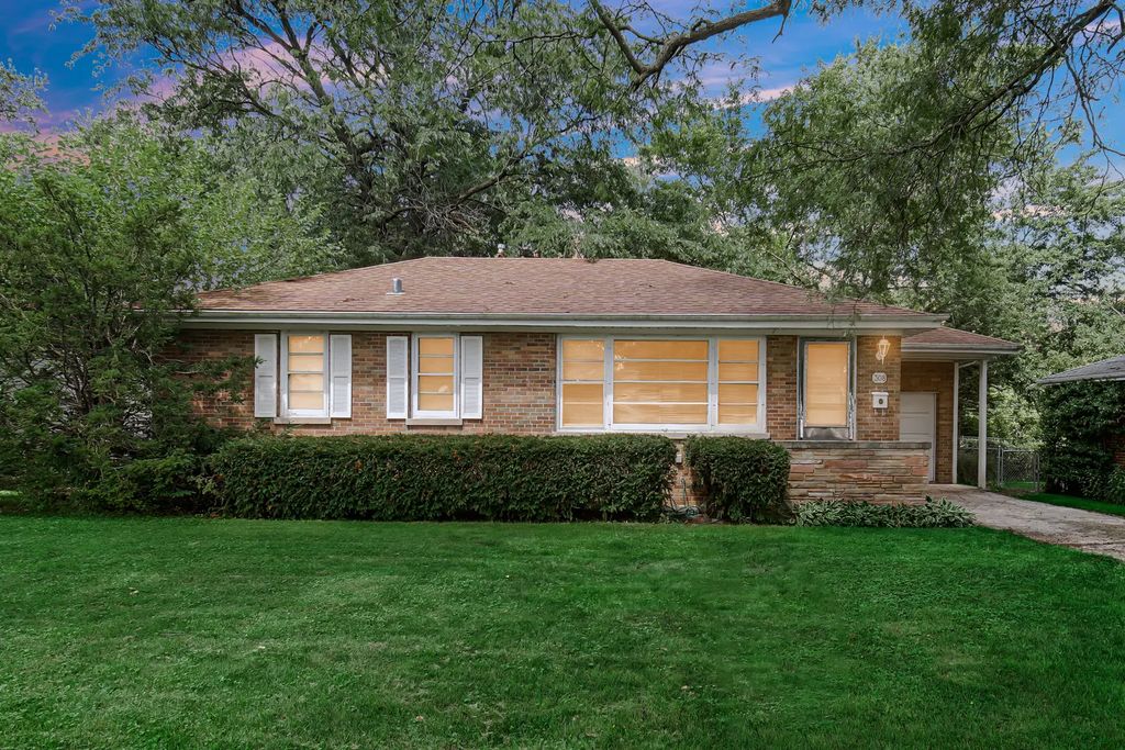 308 Maple Street, Glen Ellyn