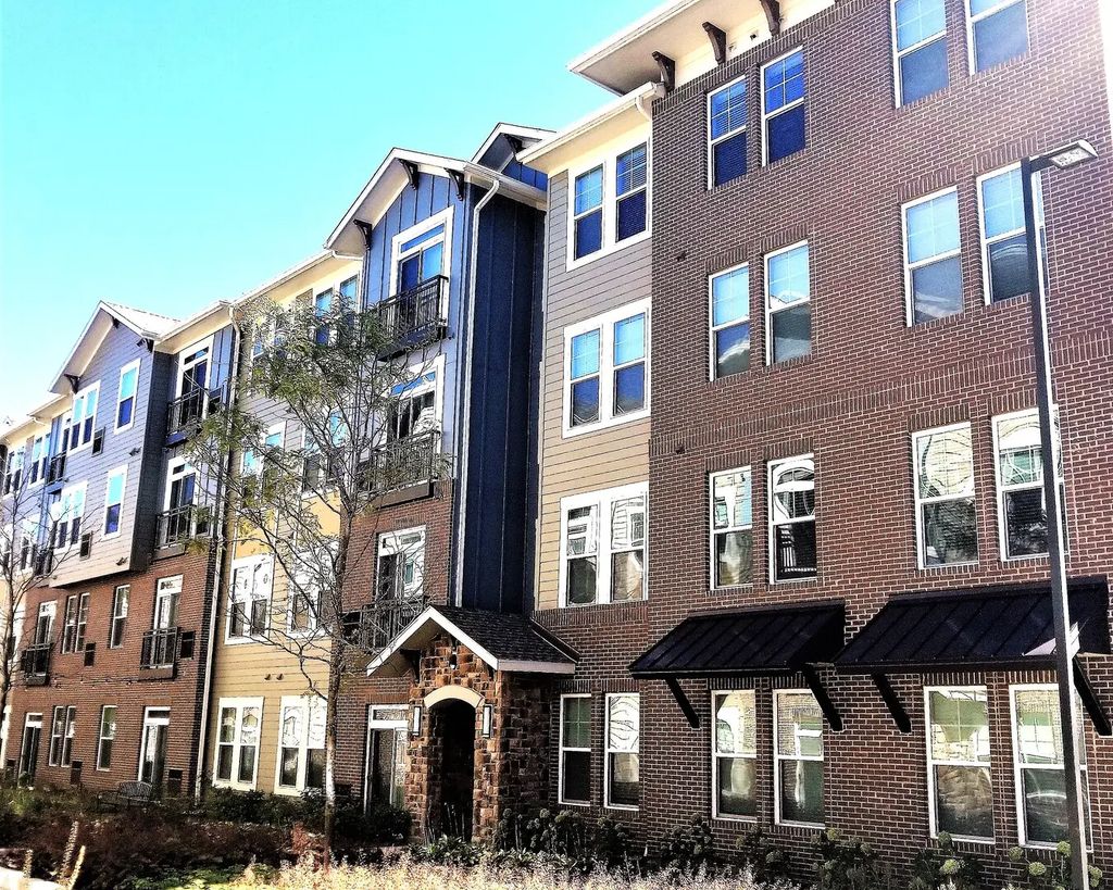 690 E Algonquin Road 3310, Schaumburg