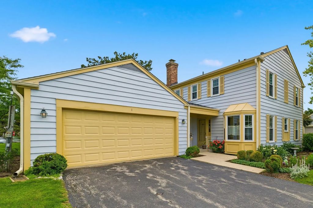 1 The Court Of Harbinger Falls, Northbrook