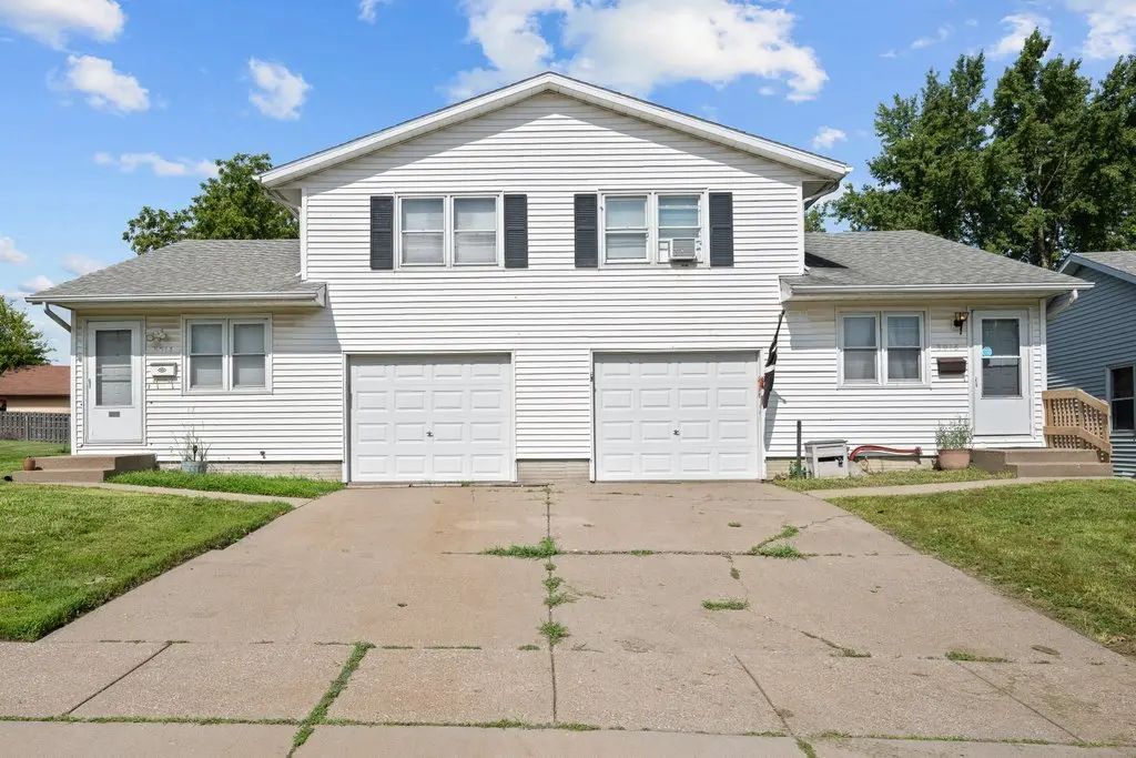 3014 N Michigan Avenue, Davenport