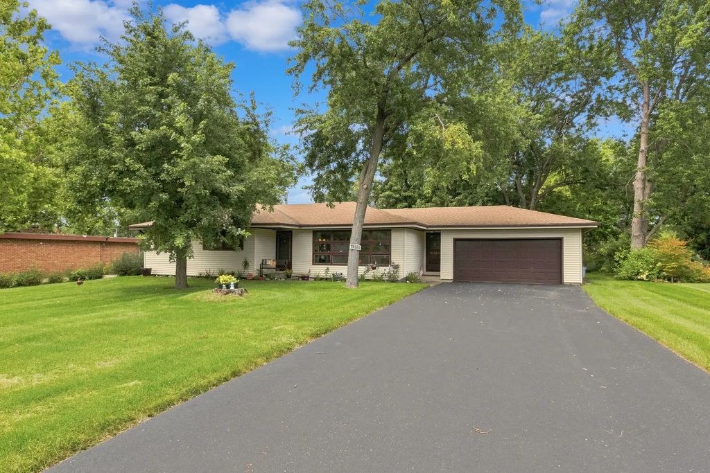 18860 S Leila Drive, Mokena