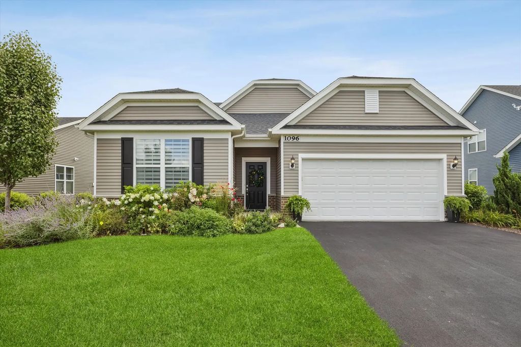 1096 Patricia Drive, Bolingbrook