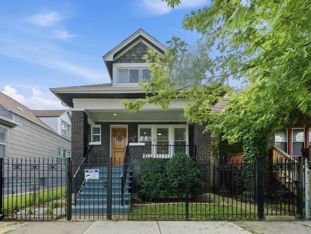 7545 S Rhodes Avenue, Chicago