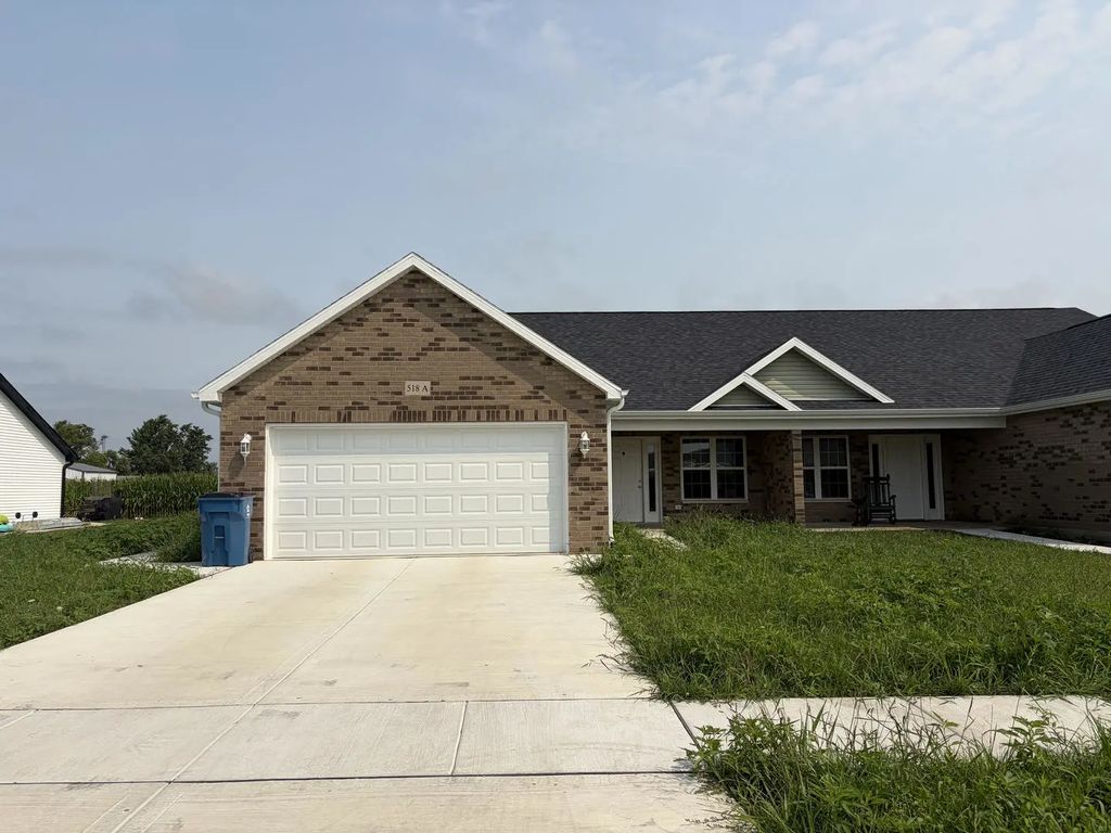 518 Carriage Court A, Dwight