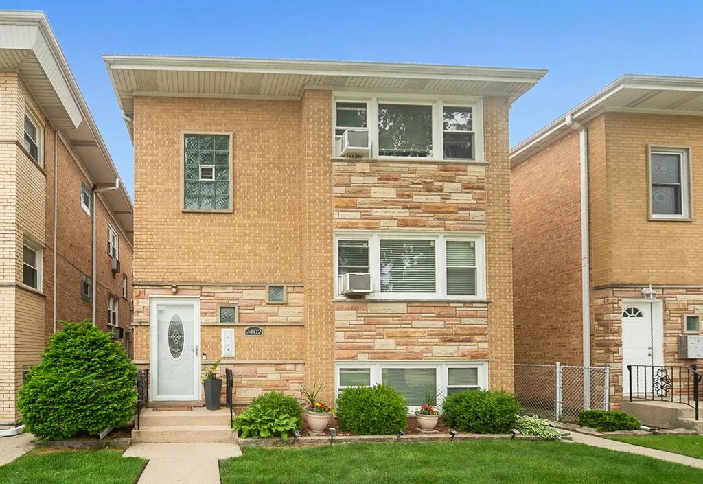 2402 N 76 Court G, Elmwood Park