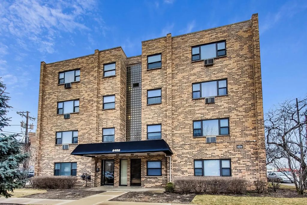 6400 N Ridge Boulevard 402, Chicago