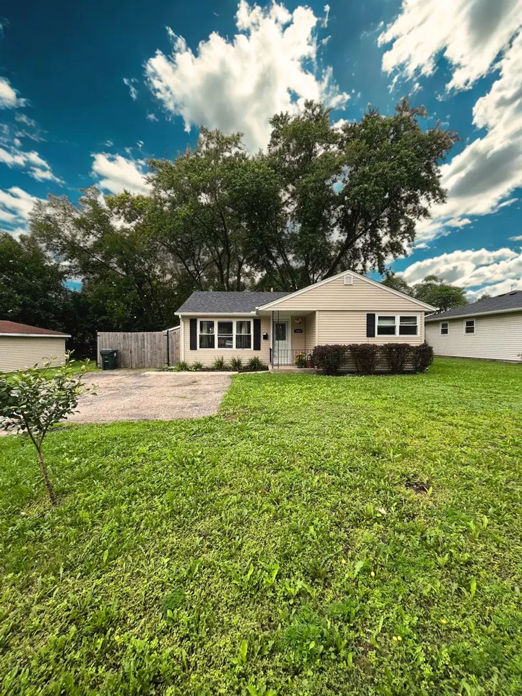 3603 Kirchoff Road, Rolling Meadows