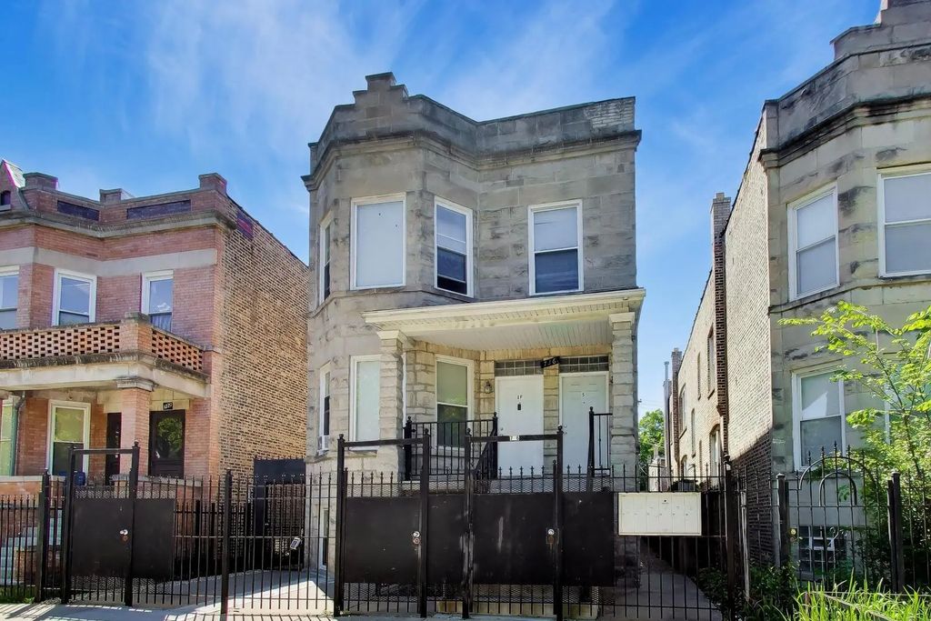 736 N Spaulding Avenue, Chicago