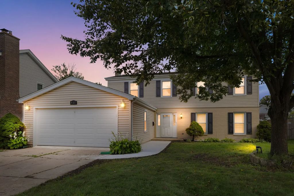 421 Collen Drive, Lombard