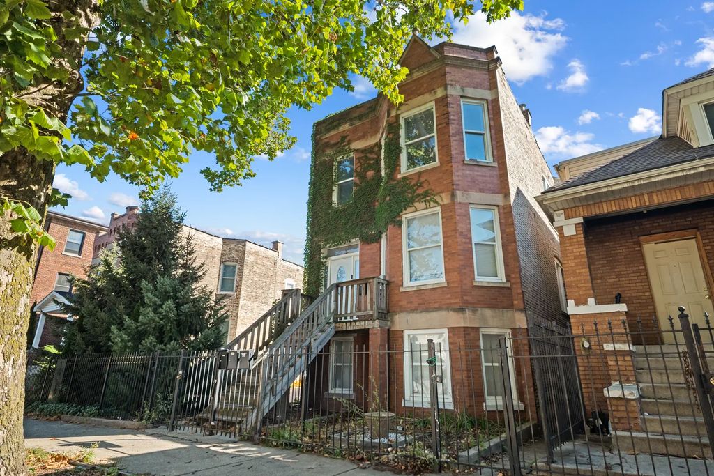 845 N Avers Avenue, Chicago