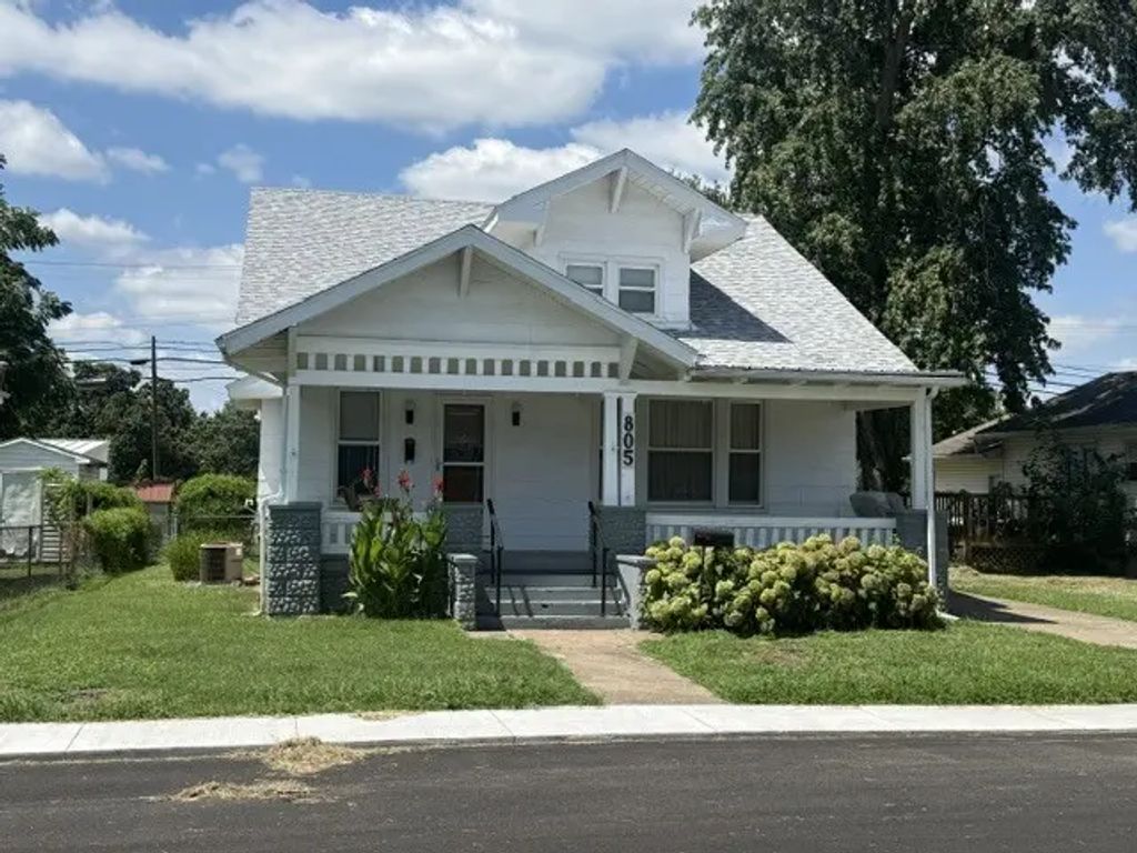 805 S 14th Street, Herrin