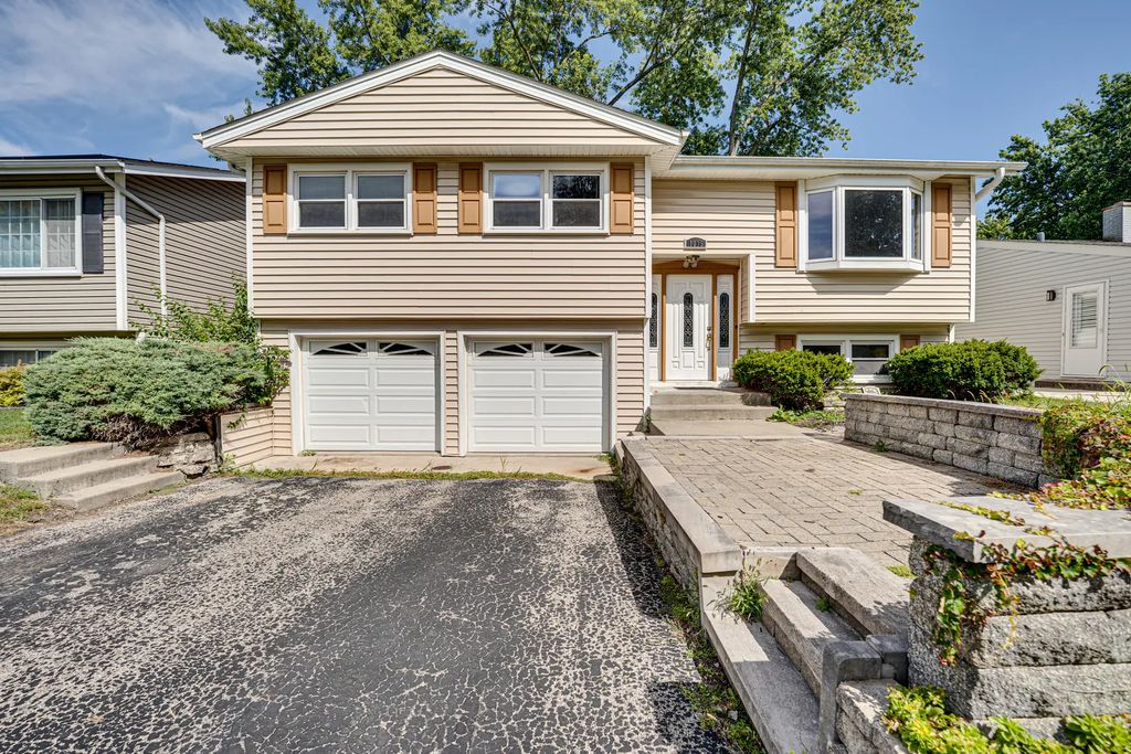 1015 Wilson Avenue, Wheaton