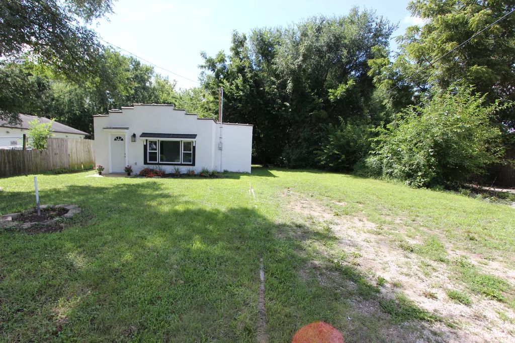 103 Atwood Avenue, Rockford