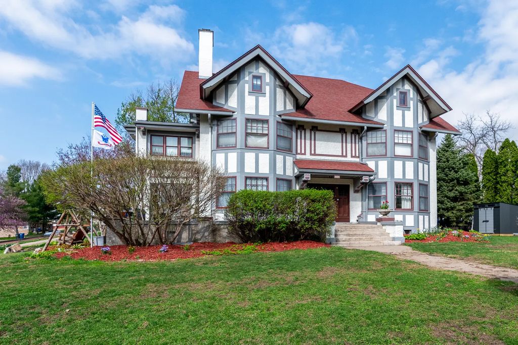 1008 Mississippi Avenue, Davenport