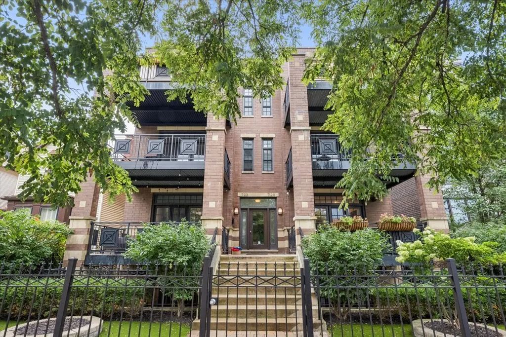 725 W Diversey Parkway 2w, Chicago, 60614