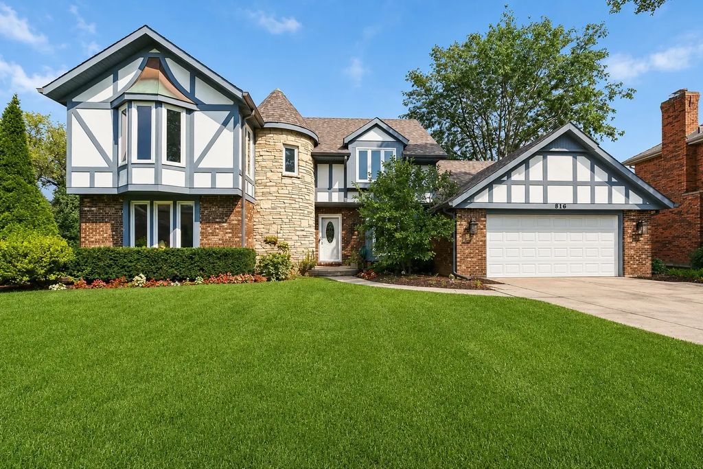 816 Paddock Lane, Libertyville