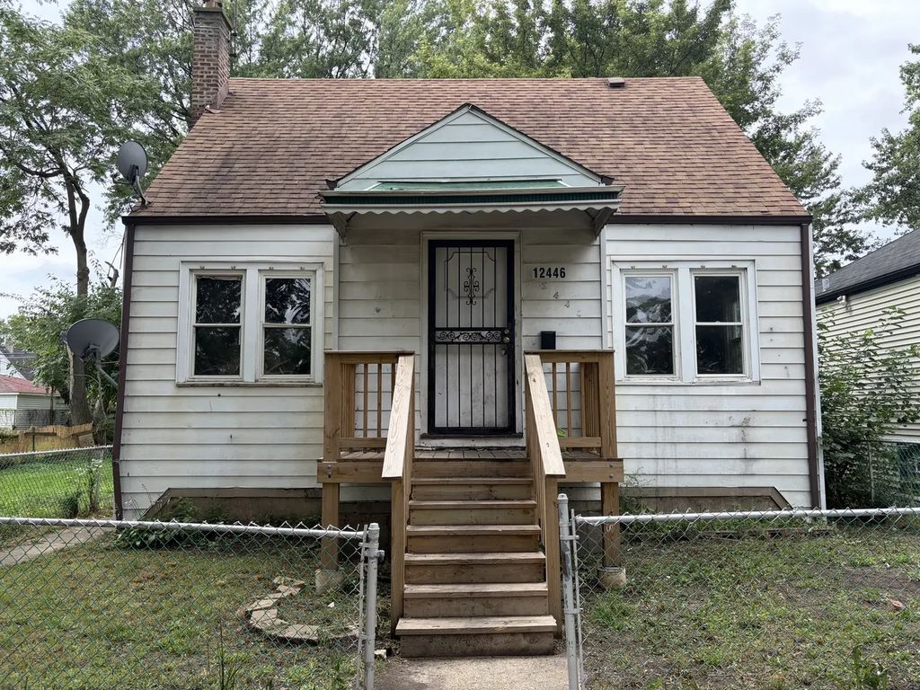 12446 S Lowe Avenue, Chicago, 60628