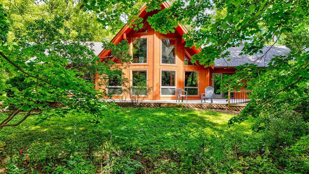 779 N 2249th Road, Oglesby