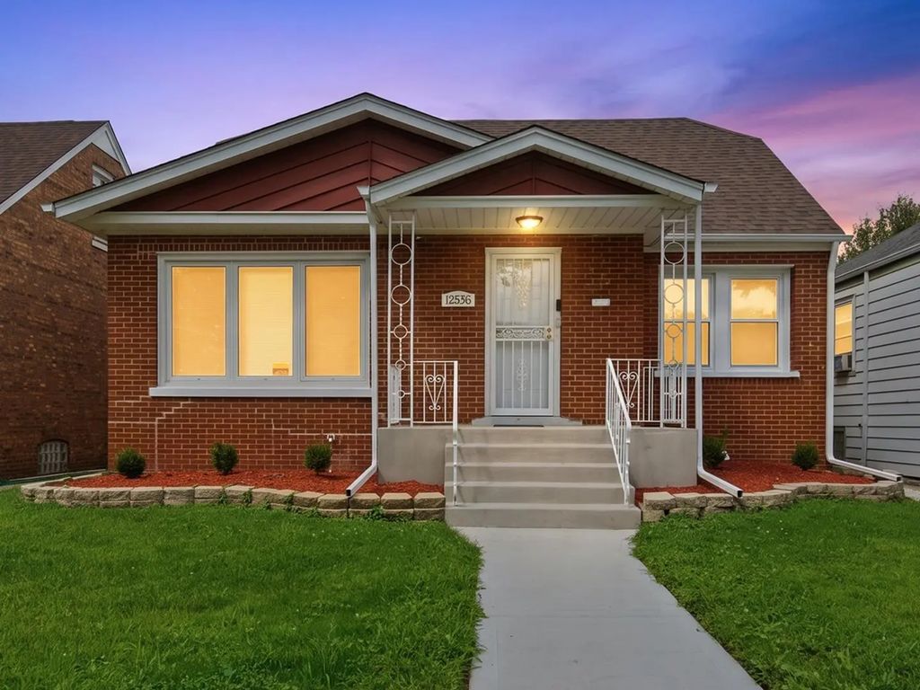 12536 S Union Avenue, Chicago, 60628