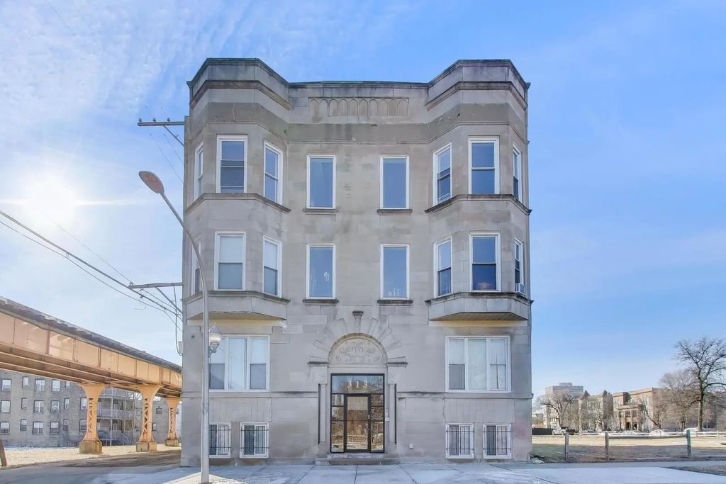 313 E 60th Street 1, Chicago