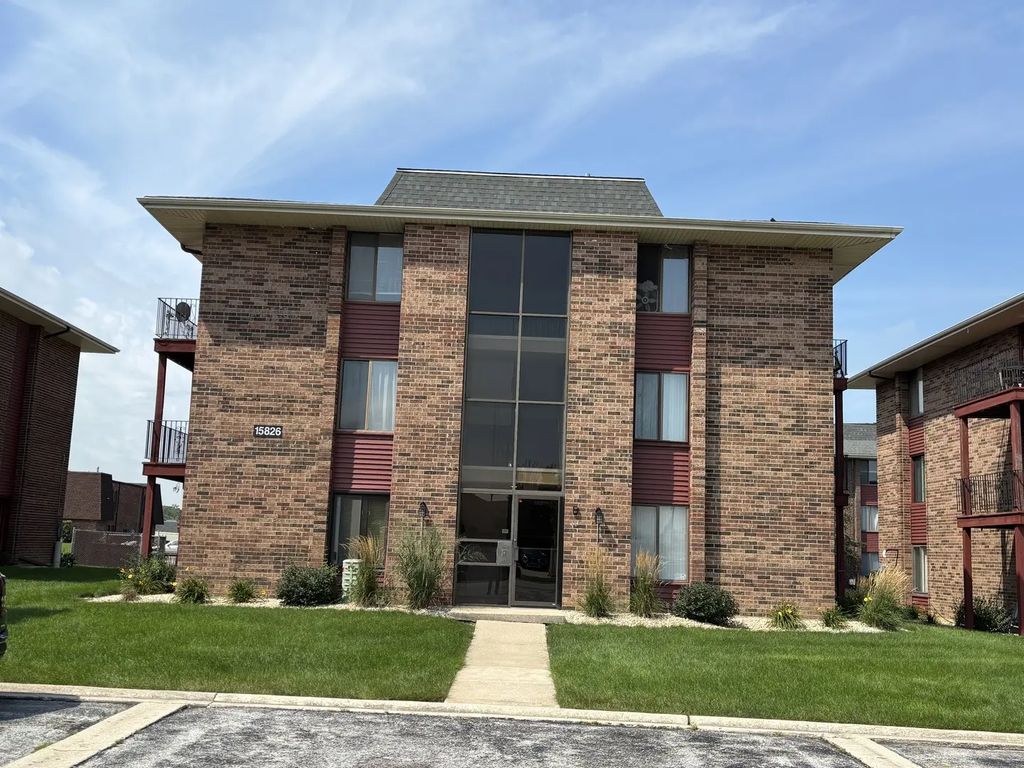 15826 Terrace Drive 0-3, Oak Forest