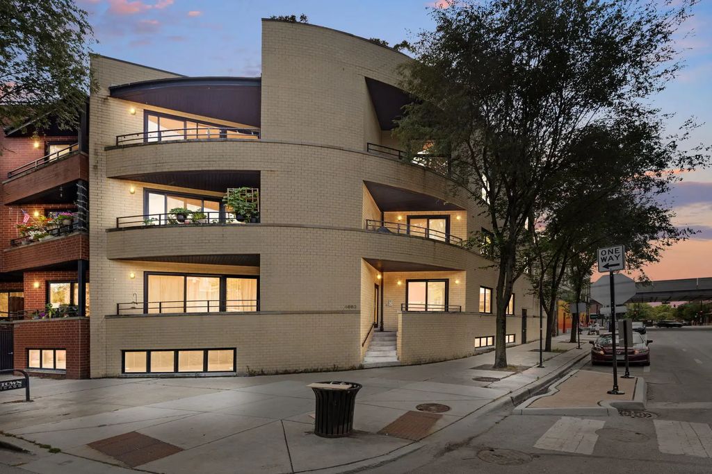 4662 N Winthrop Avenue 1s, Chicago, 60640
