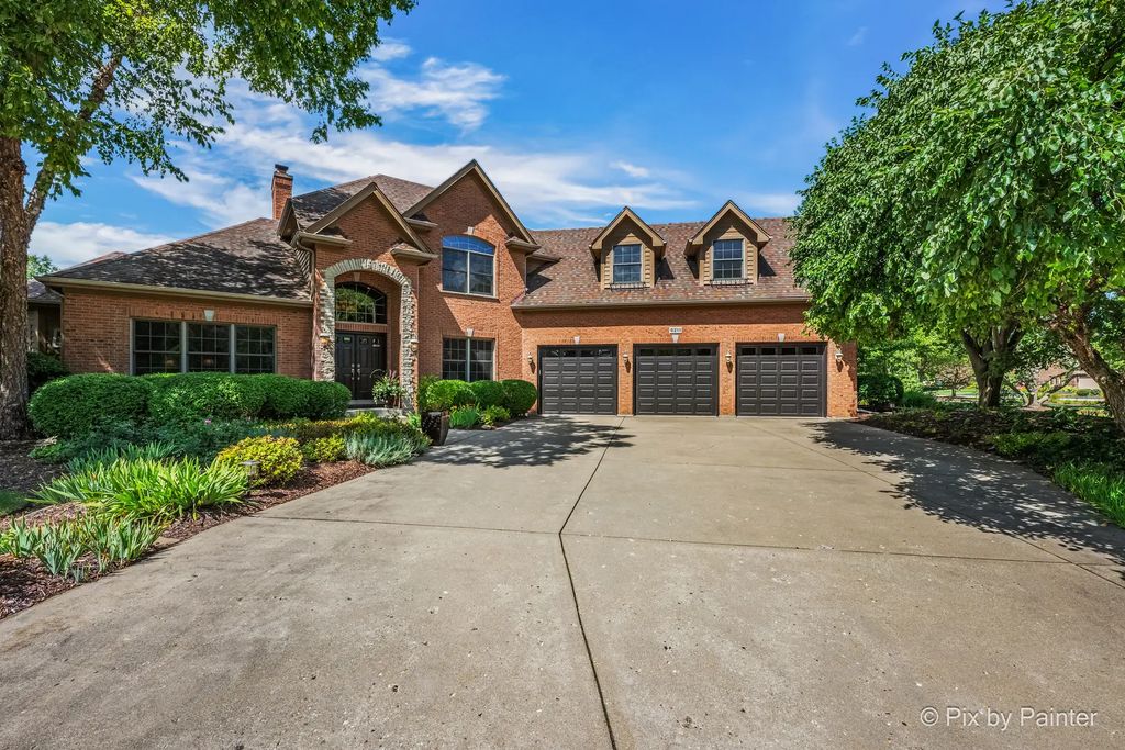 6211 Brighton Lane, Lakewood