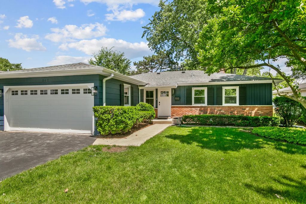 145 Walton Street, Barrington