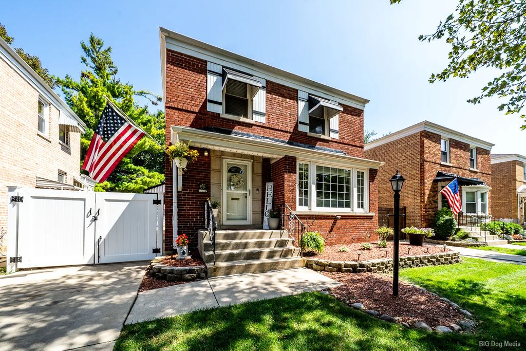 9905 S Maplewood Avenue, Chicago, 60655