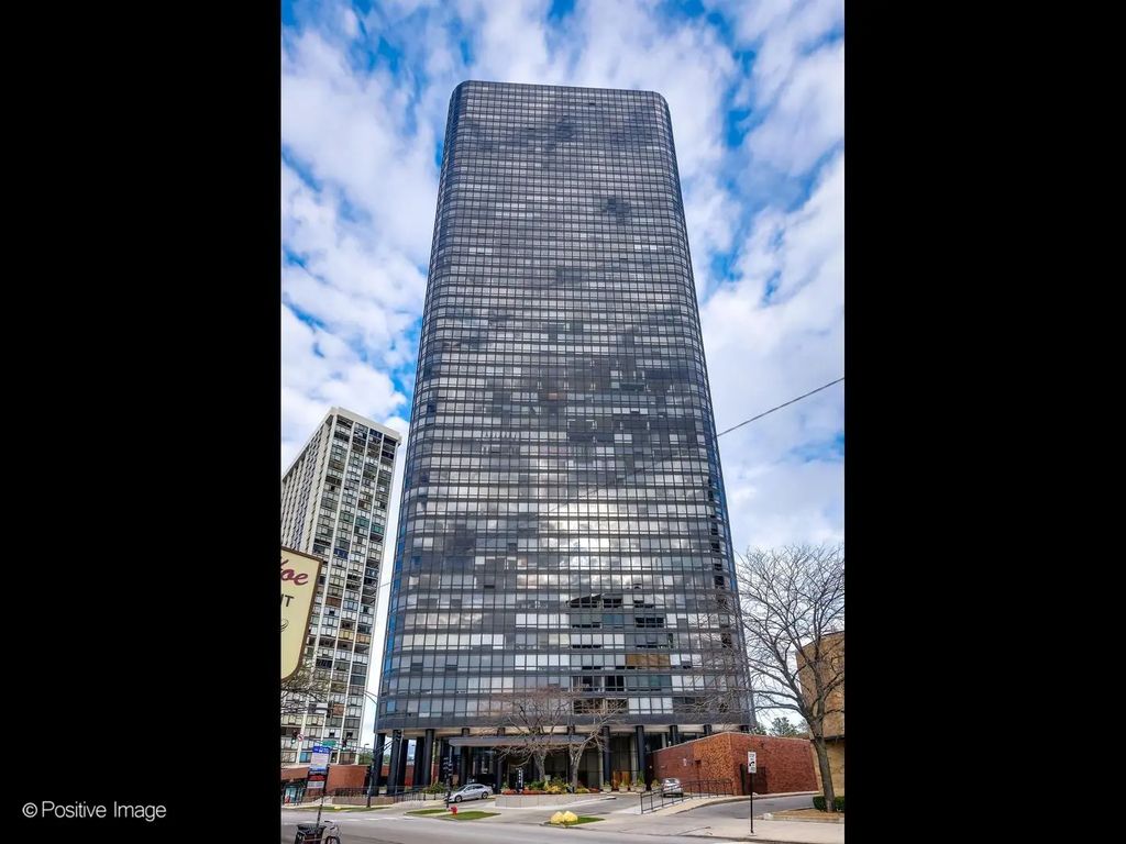 5415 N Sheridan Road 5015, Chicago, 60640