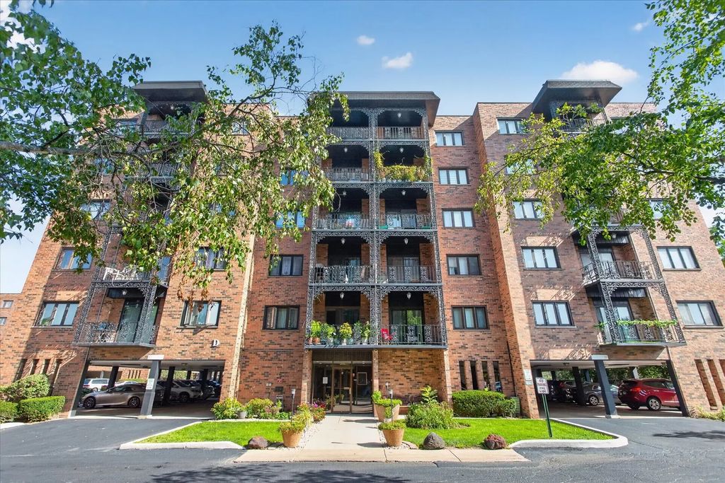 9332 Landings Lane 501, Des Plaines
