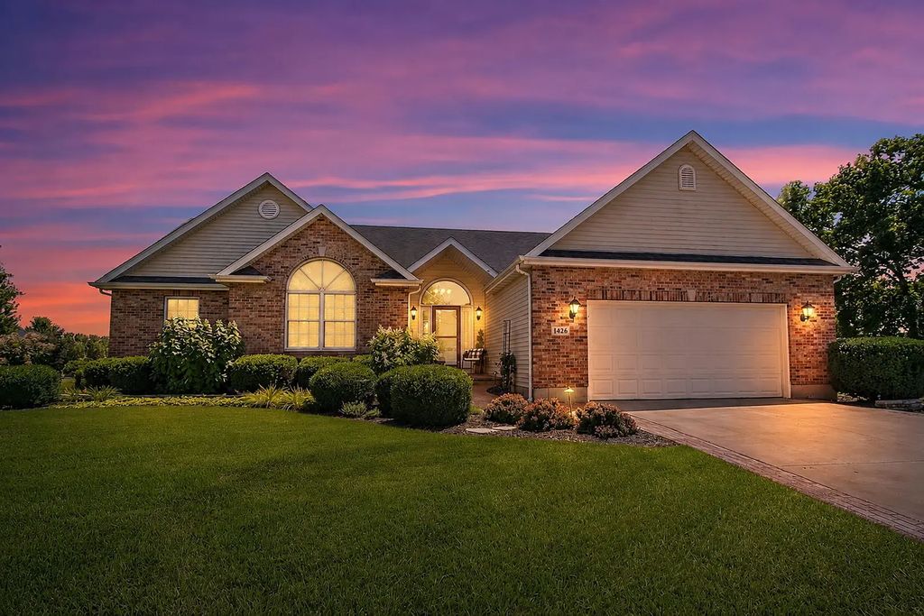 1426 Beach Lane, Sycamore