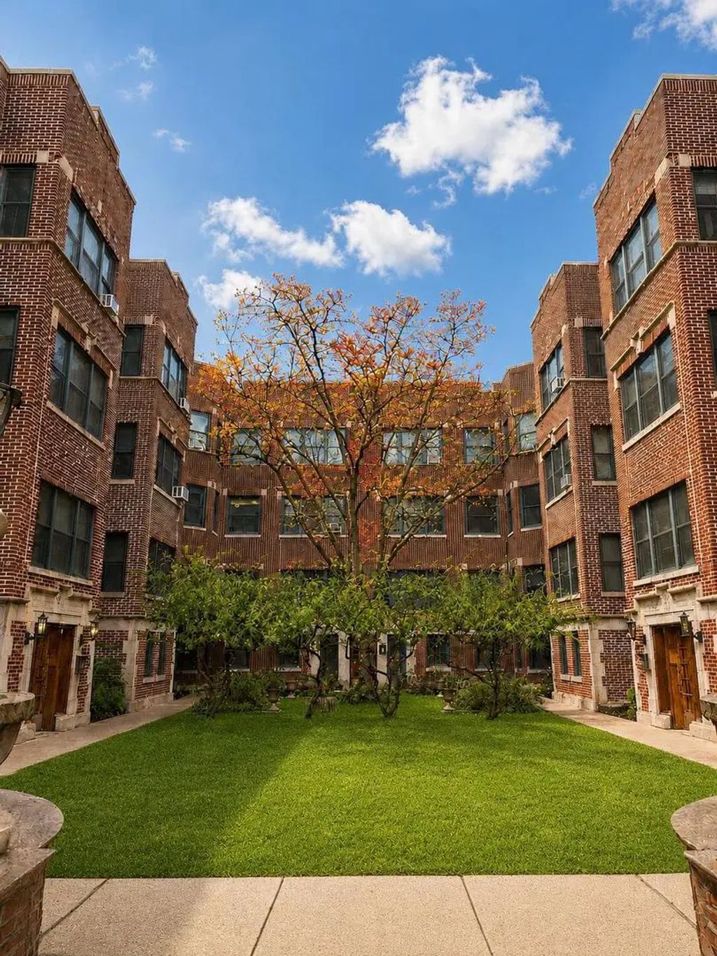 5551 S Kimbark Avenue 17, Chicago, 60637