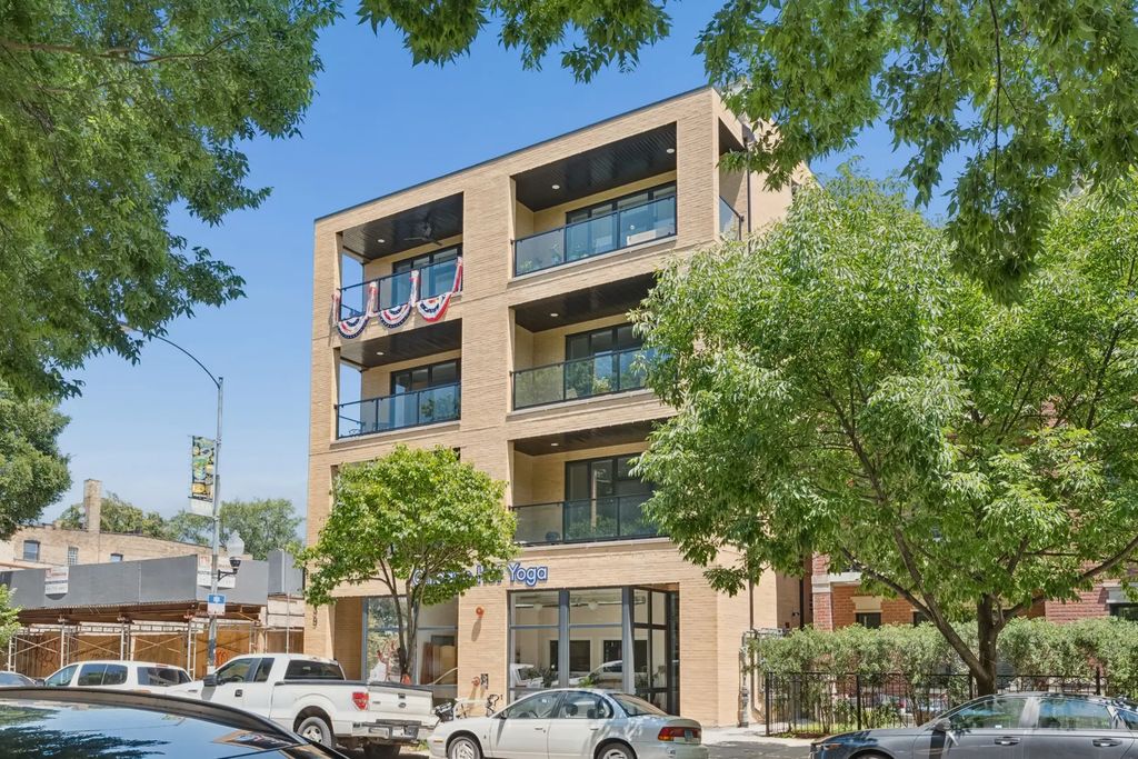 4939 N Damen Avenue 304, Chicago, 60625