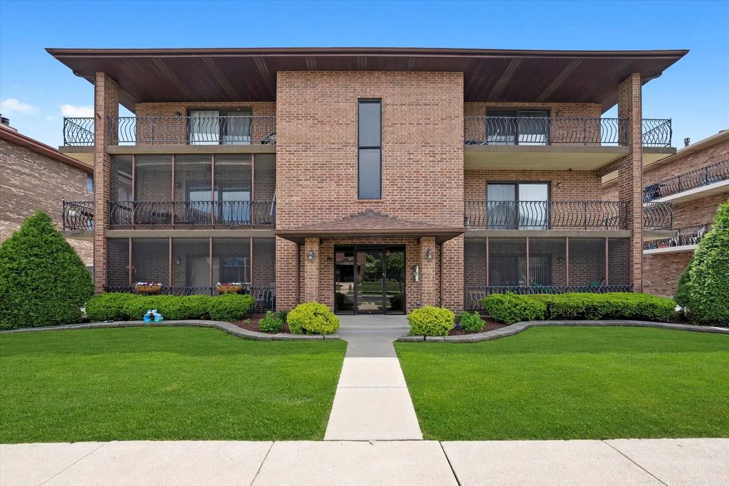 16743 Paxton Avenue 3n, Tinley Park