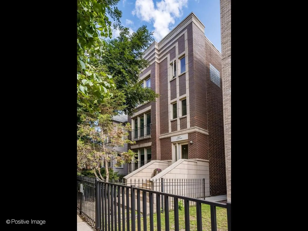 3417 N Bosworth Street 2, Chicago, 60657