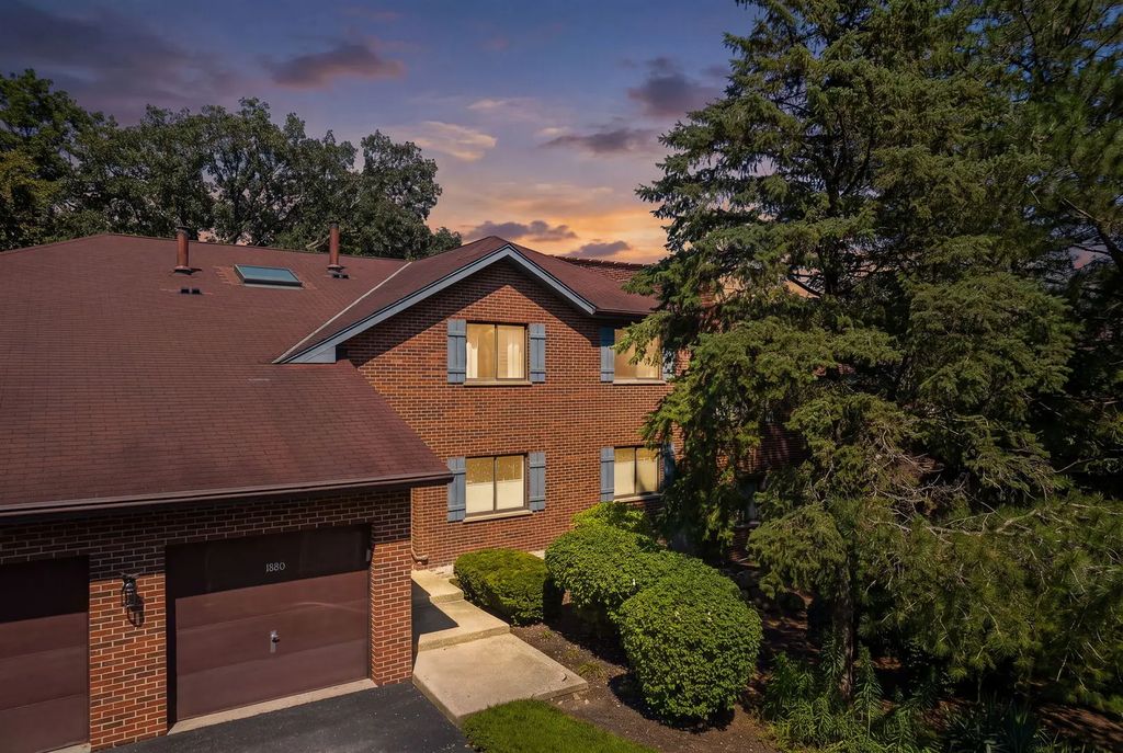 1884 Portsmouth Drive C, Lisle