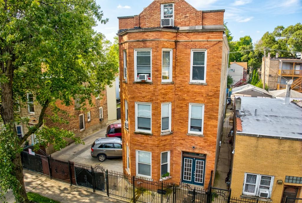 2242 S Saint Louis Avenue, Chicago, 60623